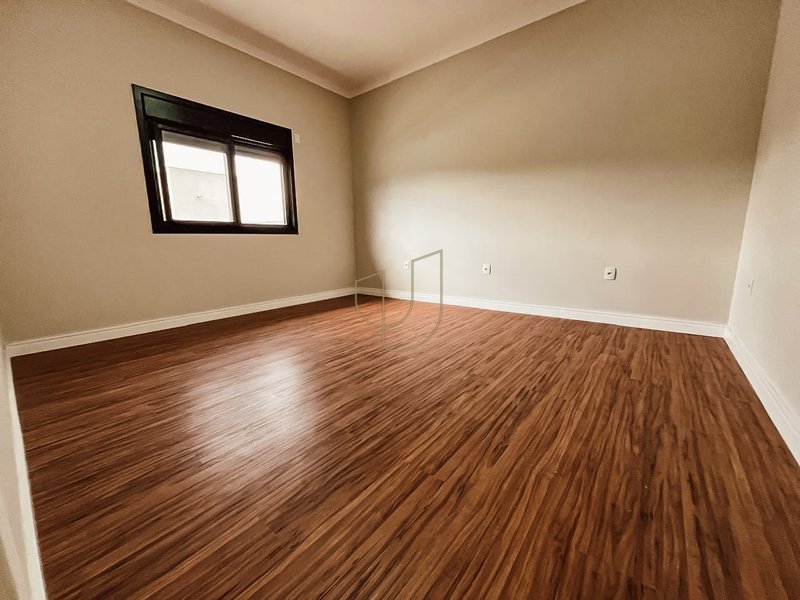 Casa com 3 Dormitórios no Reserva Rudá Avenida Robson Custódio Machado São José dos Campos - 
