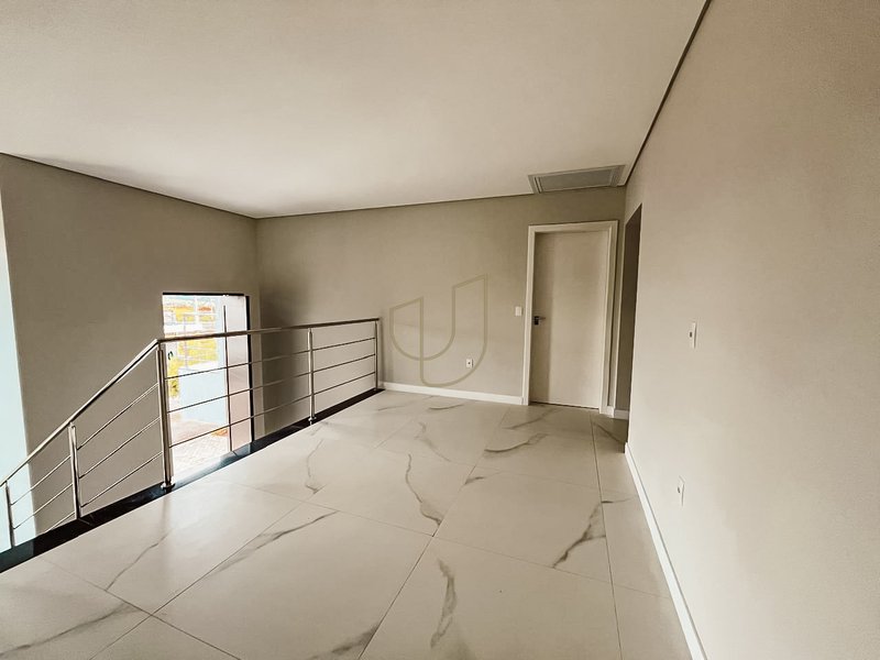 Casa com 3 Dormitórios no Reserva Rudá Avenida Robson Custódio Machado São José dos Campos - 