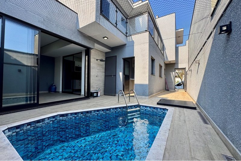 Casa à venda, 150m - 3 Dorm. 1 suíte com closet - R$ 1.195.000 - Energia Solar - Sorocaba Avenida Paraná Sorocaba - 
