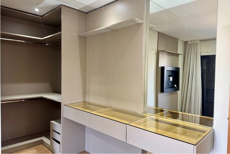 Casa à venda, 150m - 3 Dorm. 1 suíte com closet - R$ 1.195.000 - Energia Solar - Sorocaba Avenida Paraná Sorocaba - 
