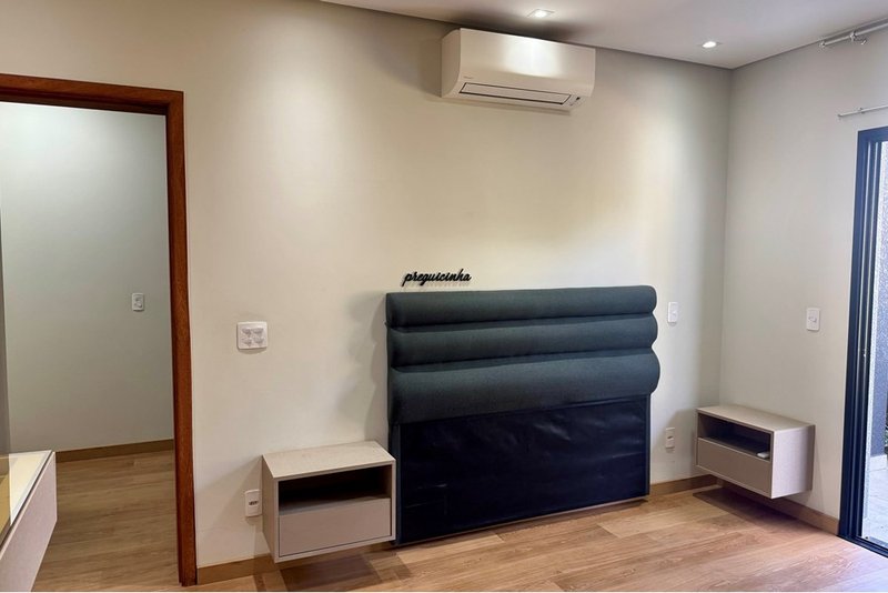 Casa à venda, 150m - 3 Dorm. 1 suíte com closet - R$ 1.195.000 - Energia Solar - Sorocaba Avenida Paraná Sorocaba - 