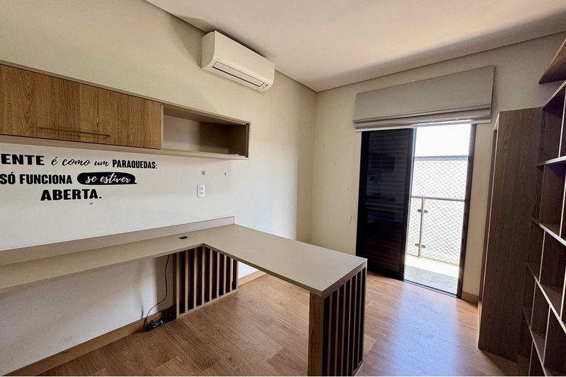 Casa à venda, 150m - 3 Dorm. 1 suíte com closet - R$ 1.195.000 - Energia Solar - Sorocaba Avenida Paraná Sorocaba - 