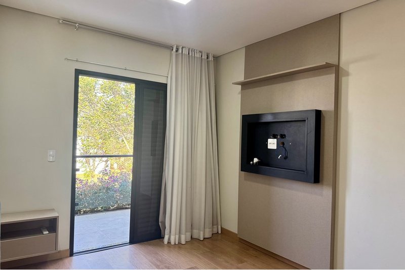 Casa à venda, 150m - 3 Dorm. 1 suíte com closet - R$ 1.195.000 - Energia Solar - Sorocaba Avenida Paraná Sorocaba - 