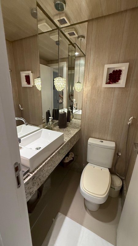 APARTAMENTO 4 QUARTOS 2 SUÍTES VARANDA GOURMET 4 GARAGENS PISCINA À VENDA CAMINHO ÁRVORES Alameda dos Flamboyants Salvador - 