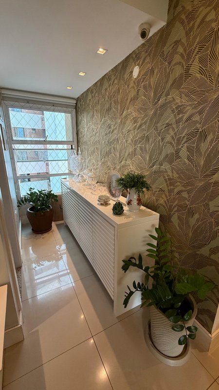 APARTAMENTO 4 QUARTOS 2 SUÍTES VARANDA GOURMET 4 GARAGENS PISCINA À VENDA CAMINHO ÁRVORES Alameda dos Flamboyants Salvador - 