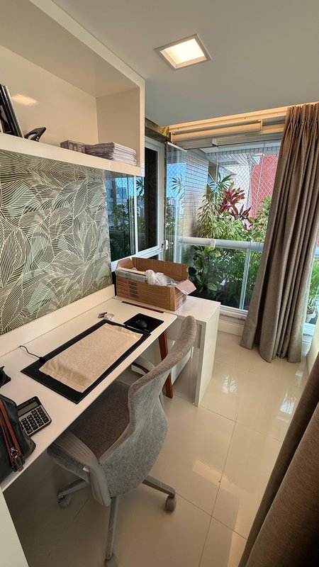 APARTAMENTO 4 QUARTOS 2 SUÍTES VARANDA GOURMET 4 GARAGENS PISCINA À VENDA CAMINHO ÁRVORES Alameda dos Flamboyants Salvador - 