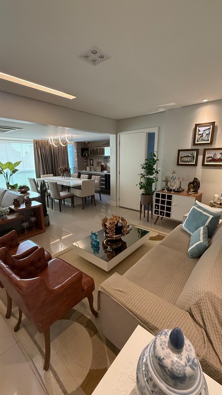 APARTAMENTO 4 QUARTOS 2 SUÍTES VARANDA GOURMET 4 GARAGENS PISCINA À VENDA CAMINHO ÁRVORES Alameda dos Flamboyants Salvador - 