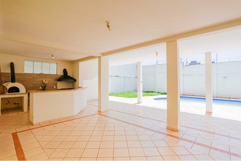 Casa à Venda, 468m 3 Suites - R$ 2.300.000 – Cond. Angelo Vial -Parque Campolim – Sorocaba Avenida Mário Campolim Sorocaba - 