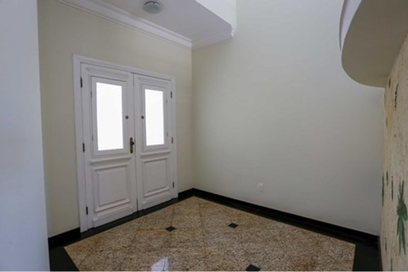 Casa à Venda, 468m 3 Suites - R$ 2.300.000 – Cond. Angelo Vial -Parque Campolim – Sorocaba Avenida Mário Campolim Sorocaba - 