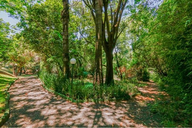 Casa à Venda, 468m 3 Suites - R$ 2.300.000 – Cond. Angelo Vial -Parque Campolim – Sorocaba Avenida Mário Campolim Sorocaba - 