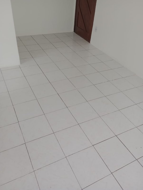 APARTAMENTO QUARTO E SALA SUÍTE COZINHA DEPENDÊNCIA ÁREA DE SERVIÇO À VENDA EM AMARALINA! Rua Visconde de Itaborahy Salvador - 