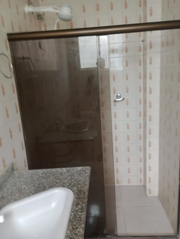 APARTAMENTO QUARTO E SALA SUÍTE COZINHA DEPENDÊNCIA ÁREA DE SERVIÇO À VENDA EM AMARALINA! Rua Visconde de Itaborahy Salvador - 