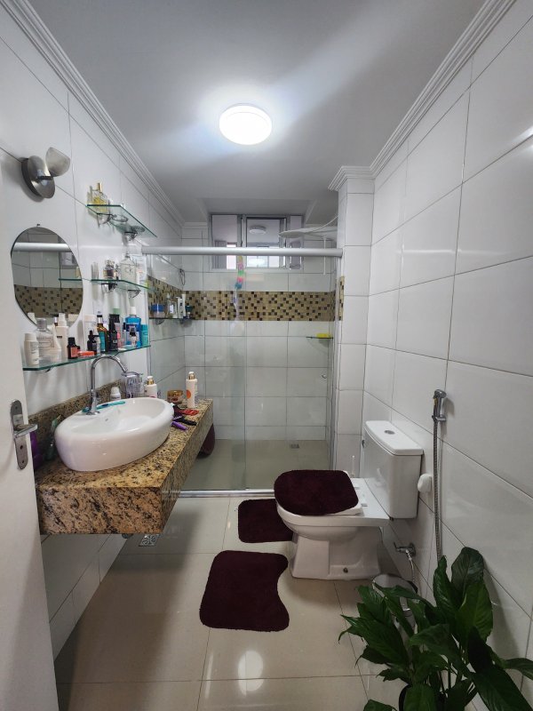 APARTAMENTO 3 QUARTOS SUÍTE HOME OFFICE GARAGEM REFORMADO À VENDA NA GRAÇA! Avenida Princesa Leopoldina Salvador - 