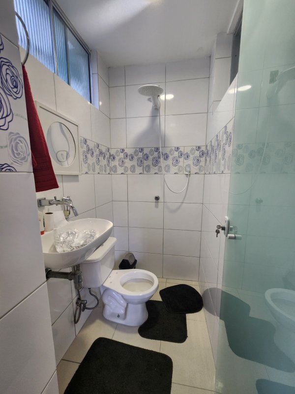 APARTAMENTO 3 QUARTOS SUÍTE HOME OFFICE GARAGEM REFORMADO À VENDA NA GRAÇA! Avenida Princesa Leopoldina Salvador - 