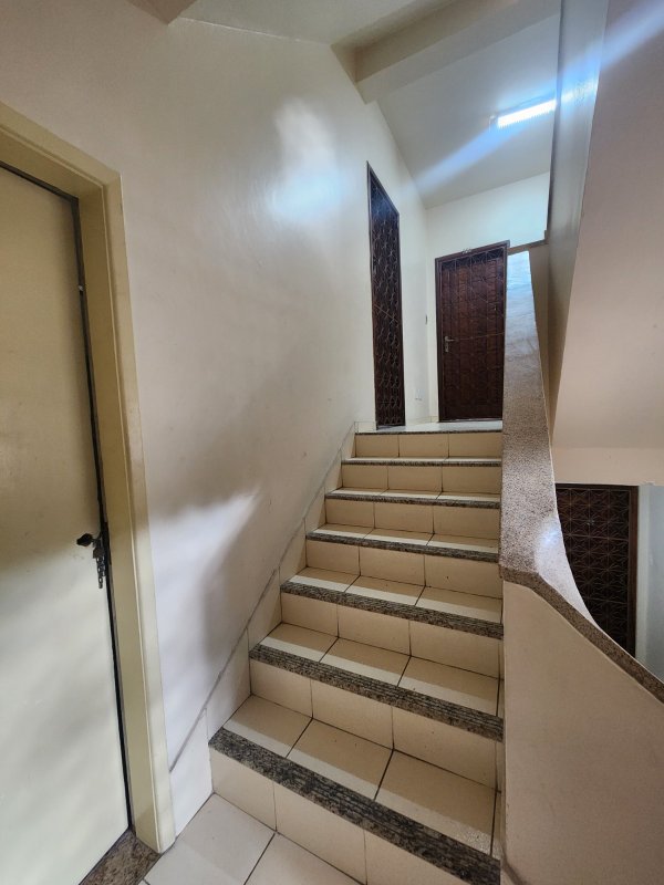 APARTAMENTO 3 QUARTOS SUÍTE HOME OFFICE GARAGEM REFORMADO À VENDA NA GRAÇA! Avenida Princesa Leopoldina Salvador - 