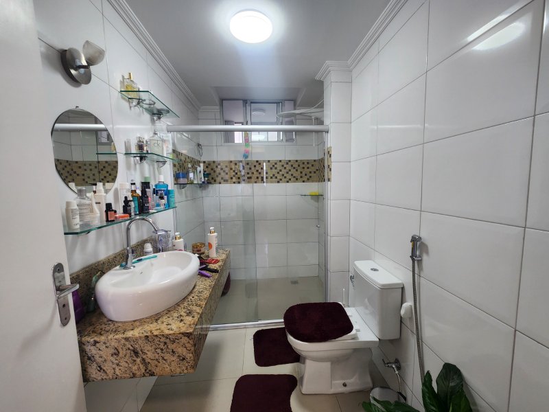 APARTAMENTO 3 QUARTOS SUÍTE HOME OFFICE GARAGEM REFORMADO À VENDA NA GRAÇA! Avenida Princesa Leopoldina Salvador - 