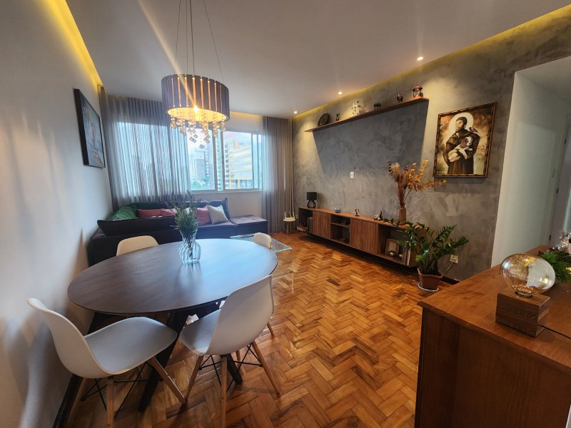 APARTAMENTO 3 QUARTOS SUÍTE HOME OFFICE GARAGEM REFORMADO À VENDA NA GRAÇA! Avenida Princesa Leopoldina Salvador - 