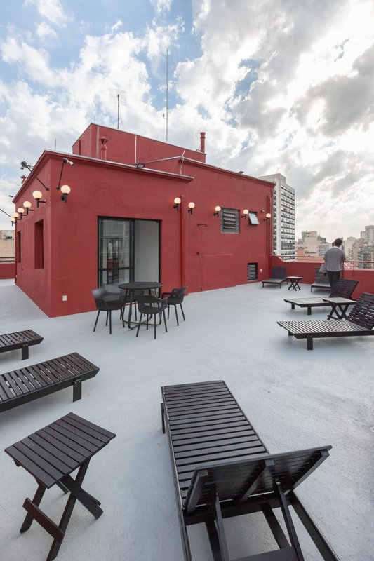 Studio Metrô Santa Cecília 32m² sem depósito e ACEITA PET Rua Ana Cintra São Paulo - 