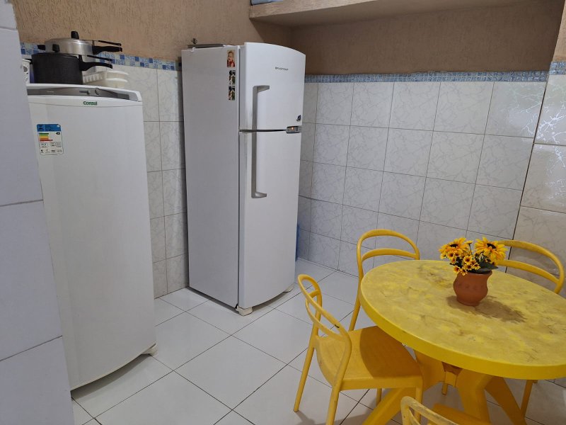 APARTAMENTO AMPLO 3 QUARTOS TERRAÇO DEPENDÊNCIA GARAGEM ELEVADOR PORTARIA NA BARRA! Rua Lord Cochrane Salvador - 