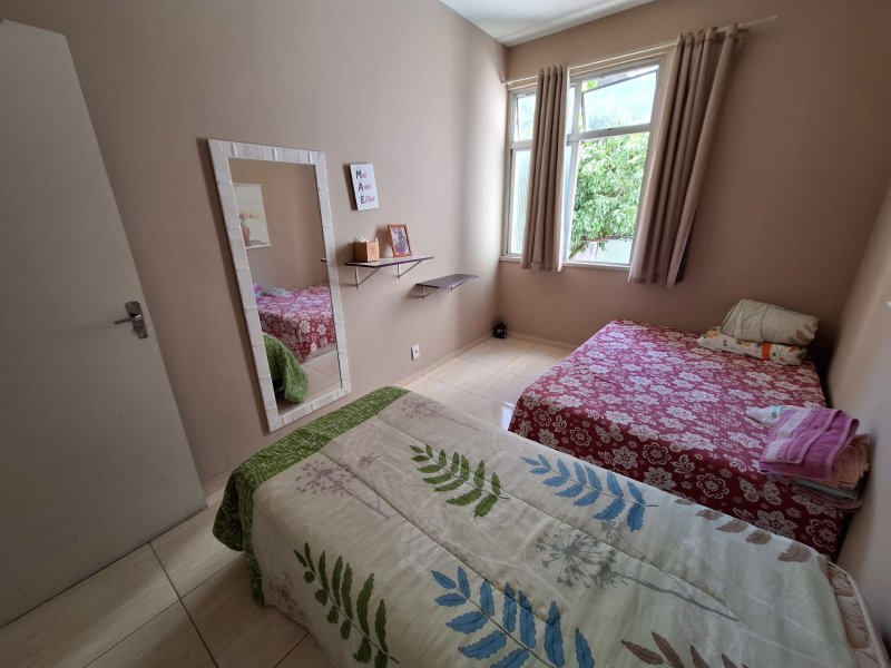 APARTAMENTO AMPLO 3 QUARTOS TERRAÇO DEPENDÊNCIA GARAGEM ELEVADOR PORTARIA NA BARRA! Rua Lord Cochrane Salvador - 