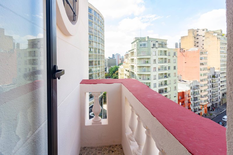 Studio Metrô Santa Cecília 30m² - ACEITA PET - sem depósito caução Rua Ana Cintra São Paulo - 