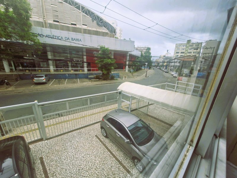 APARTAMENTO 3 QUARTOS DEPENDÊNCIA GARAGEM ELEVADOR E PORTARIA 24 H À VENDA NA BARRA! Rua Cesar Zama Salvador - 