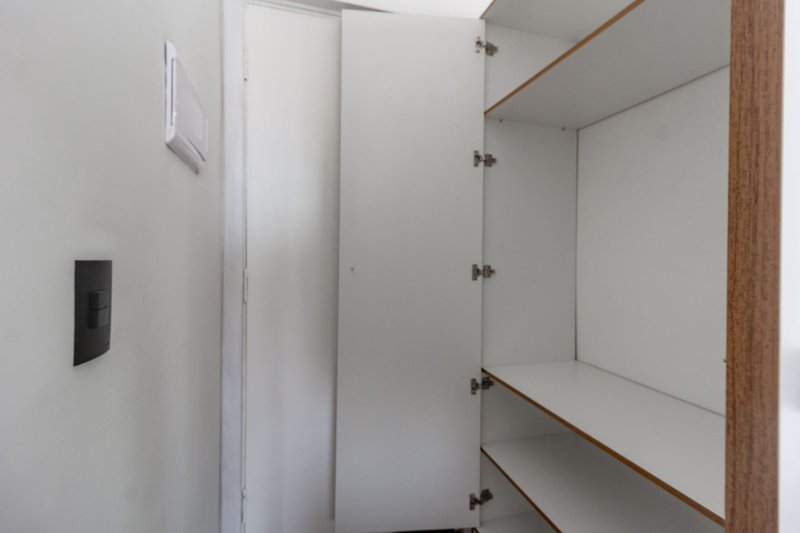 Studio Metrô Santa Cecília 24m² - Aceita PET - sem depósito caução ou fiador Rua Ana Cintra São Paulo - 