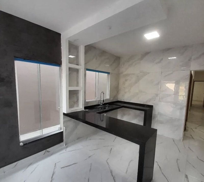 🏡 Casa nova com excelente padrão construtivo  Caraguatatuba - 