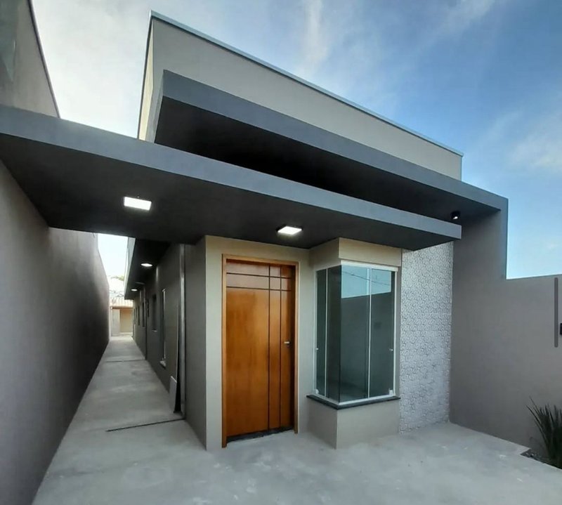 🏡 Casa nova com excelente padrão construtivo  Caraguatatuba - 