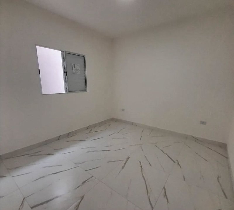 🏡 Casa nova com excelente padrão construtivo  Caraguatatuba - 