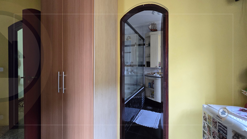 SOBRADO À VENDA COM 380 m² | 3 QUARTOS (1 SUÍTE) | 4 VAGAS | TREMEMBÉ/SÃO PAULO-SP!  São Paulo - 