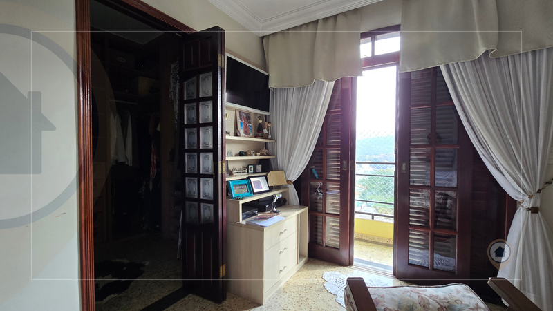 SOBRADO À VENDA COM 380 m² | 3 QUARTOS (1 SUÍTE) | 4 VAGAS | TREMEMBÉ/SÃO PAULO-SP!  São Paulo - 