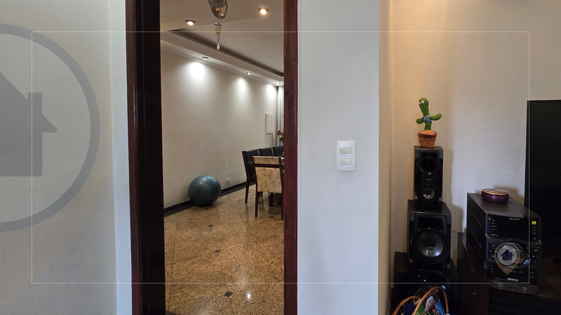 SOBRADO À VENDA COM 380 m² | 3 QUARTOS (1 SUÍTE) | 4 VAGAS | TREMEMBÉ/SÃO PAULO-SP!  São Paulo - 