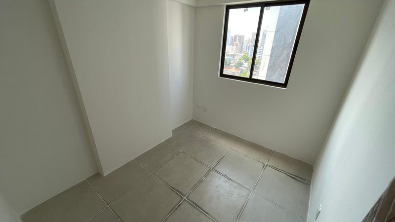 2 quartos (1 suite). 44m2. Andar intermediário. Nascente. 1 garagem rotativa Rua Professor Júlio Ferreira de Melo Recife - 