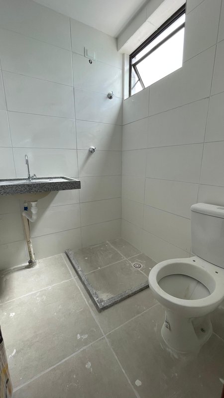 2 quartos (1 suite). 44m2. Andar intermediário. Nascente. 1 garagem rotativa Rua Professor Júlio Ferreira de Melo Recife - 