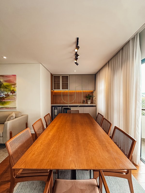 Apartamento de 173 m² e 2 Suítes no Condomínio London Palace Avenida São João São José dos Campos - 