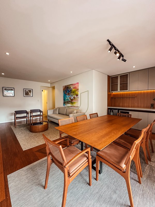Apartamento de 173 m² e 2 Suítes no Condomínio London Palace Avenida São João São José dos Campos - 