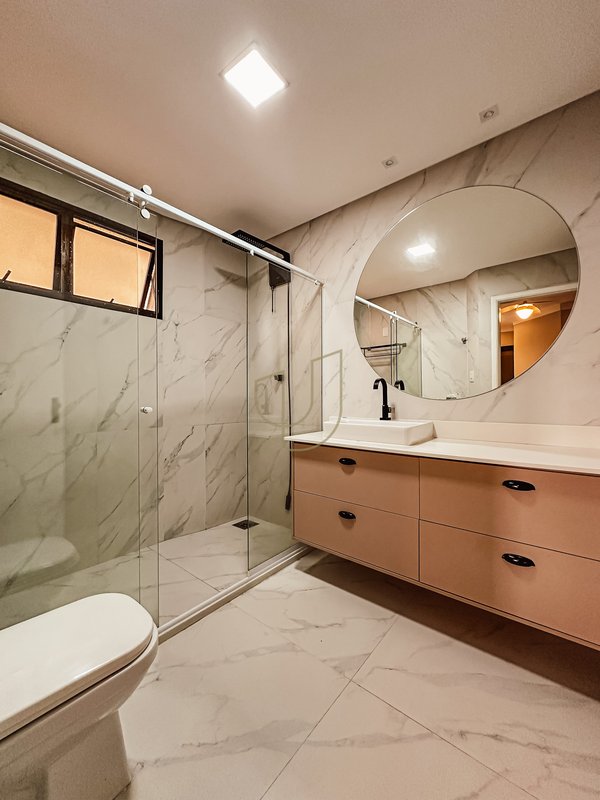 Apartamento de 173 m² e 2 Suítes no Condomínio London Palace Avenida São João São José dos Campos - 