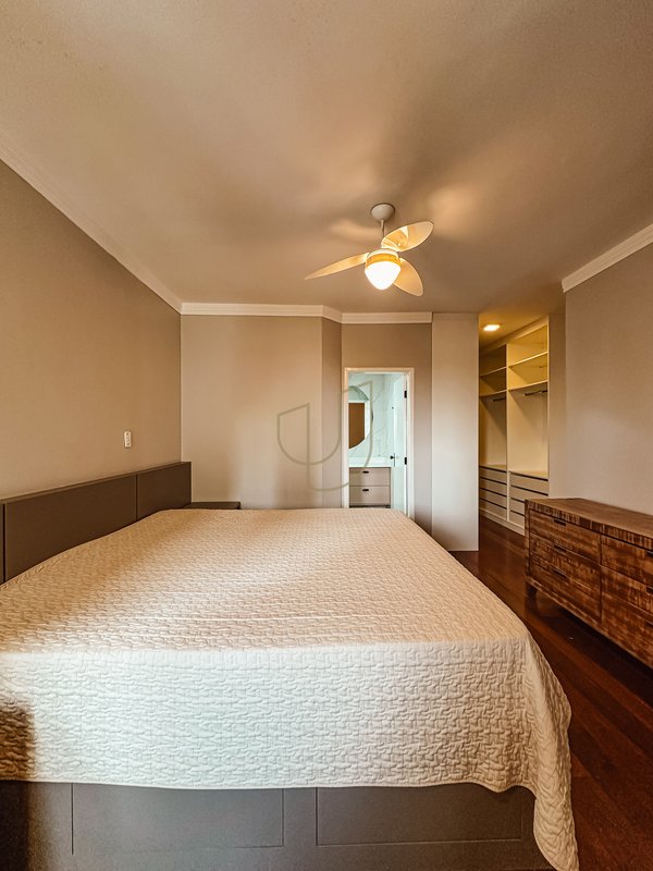 Apartamento de 173 m² e 2 Suítes no Condomínio London Palace Avenida São João São José dos Campos - 