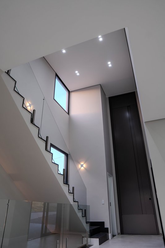Casa à venda com 4 suítes em condomínio luxo Rua Sabiá Santana de Parnaíba - 