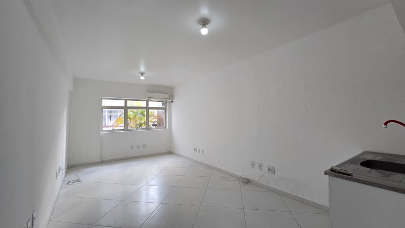 Sala Comercial com Ar Condicionado 25m² no Ipiranga Rua Silva Bueno São Paulo - 
