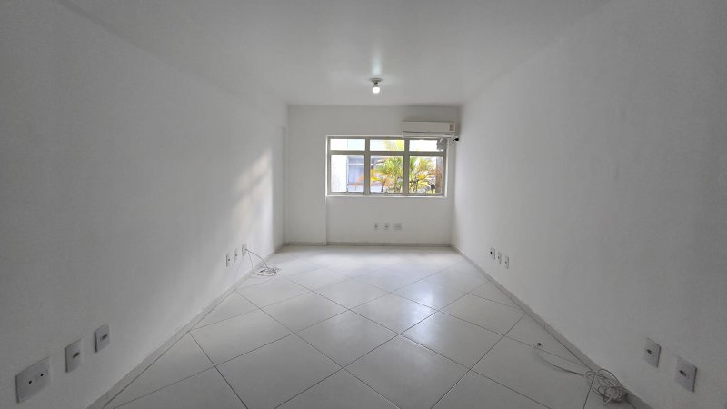 Sala Comercial com Ar Condicionado 25m² no Ipiranga Rua Silva Bueno São Paulo - 