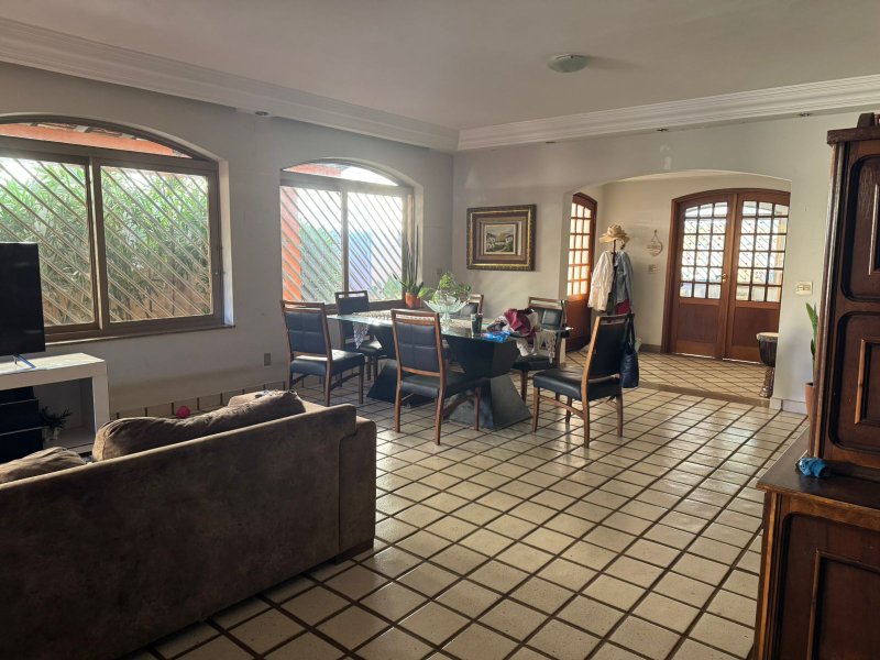 Casa à Venda Alto da Boa Vista Ribeirão Preto/SP Rua Ayrton Roxo Ribeirão Preto - 