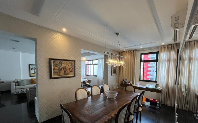 APARTAMENTO ALTO PADRÃO 4 QUARTOS 3 SUÍTES CLOSET PISCINA ACADEMIA QUADRA À VENDA PITUBA! Rua Ceará Salvador - 