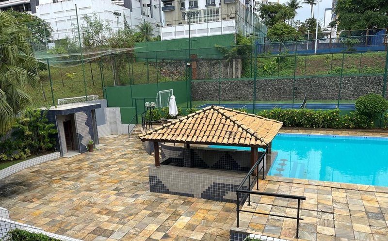 APARTAMENTO ALTO PADRÃO 4 QUARTOS 3 SUÍTES CLOSET PISCINA ACADEMIA QUADRA À VENDA PITUBA! Rua Ceará Salvador - 
