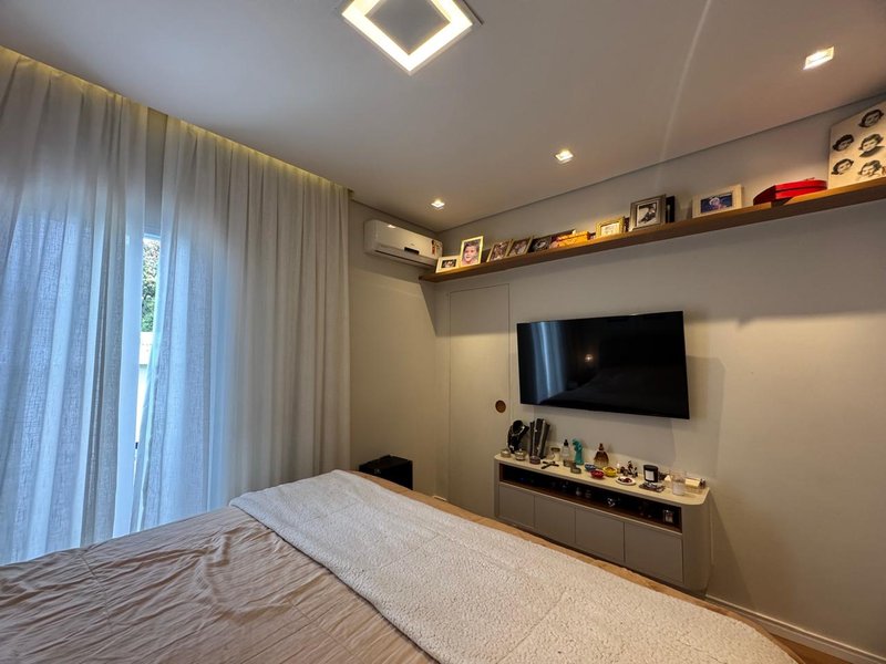 🏡 Casa Isolada no Mansões Santo Antônio – Sofisticação e Conforto em Um Só Lugar! Rua João Preda Campinas - 