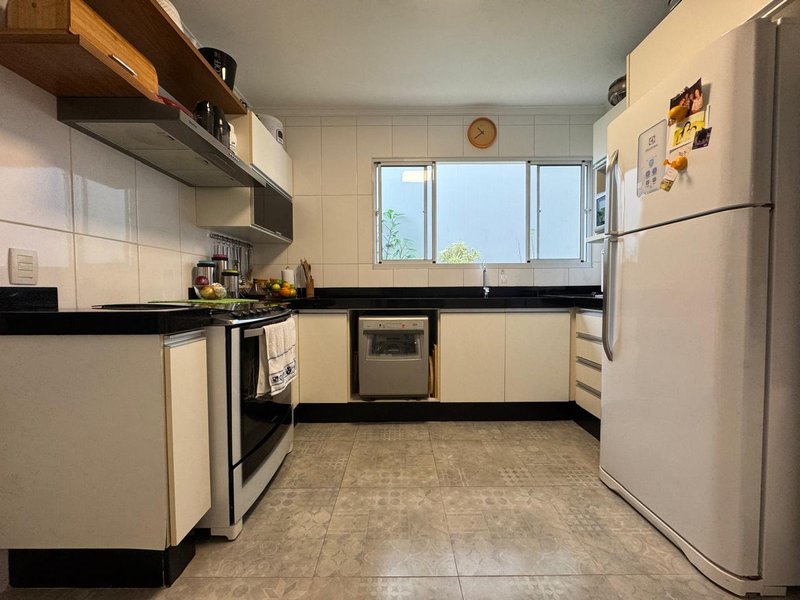 🏡 Casa Isolada no Mansões Santo Antônio – Sofisticação e Conforto em Um Só Lugar! Rua João Preda Campinas - 