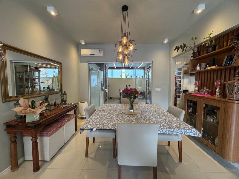 🏡 Casa Isolada no Mansões Santo Antônio – Sofisticação e Conforto em Um Só Lugar! Rua João Preda Campinas - 