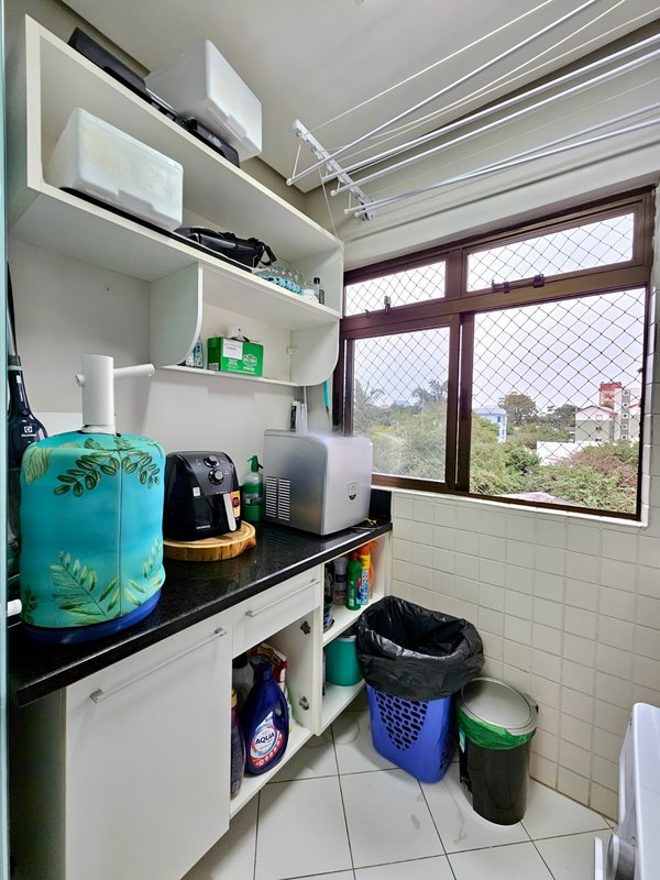 R$ 530.000 - LINDO APARTAMENTO - 92M2 - 2 DORM - SUÍTE - 1 VAGA Rua Tupinambás Canoas - 