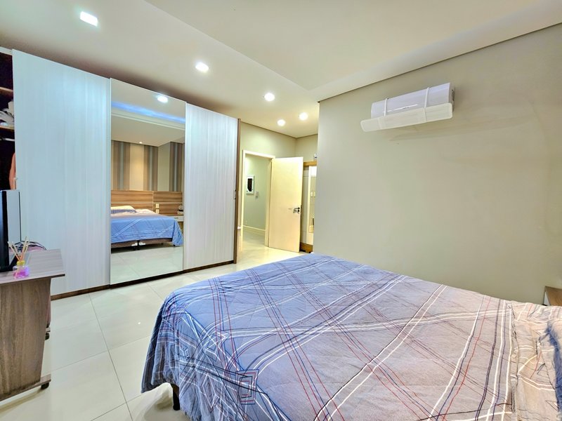 R$ 530.000 - LINDO APARTAMENTO - 92M2 - 2 DORM - SUÍTE - 1 VAGA Rua Tupinambás Canoas - 
